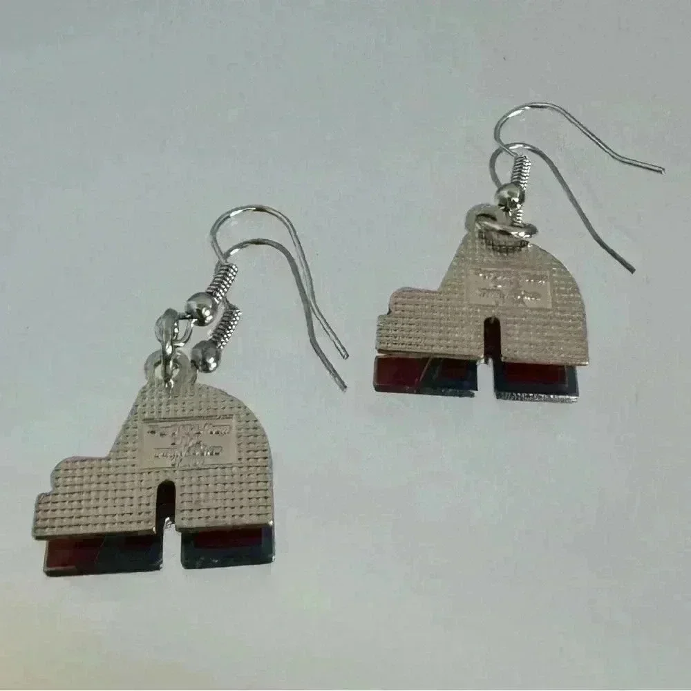 $8 Add-On 🆕Quebec Nordiques Logo Earrings - Picture 2 of 12